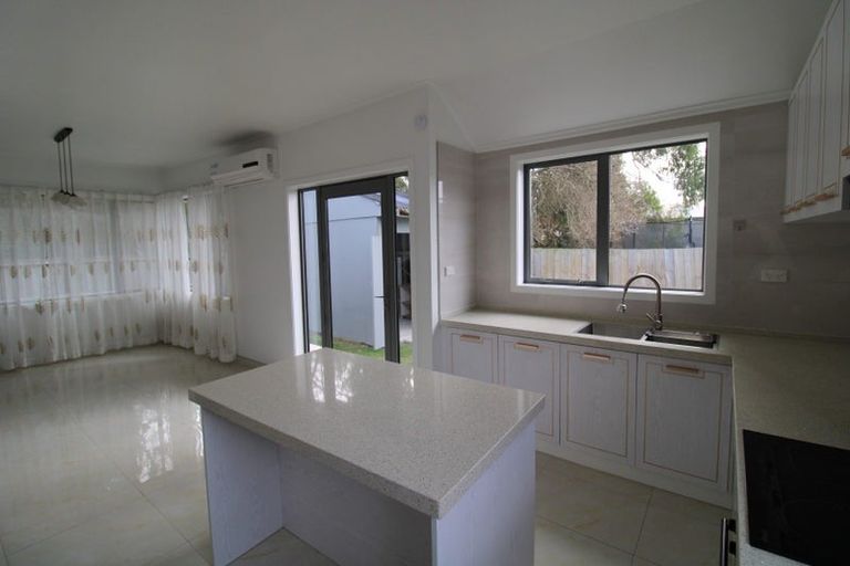 Photo of property in 9a Piko Crescent, Riccarton, Christchurch, 8041