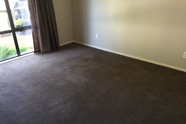 Photo of property in 2/28 Brigham Drive, Halswell, Christchurch, 8025