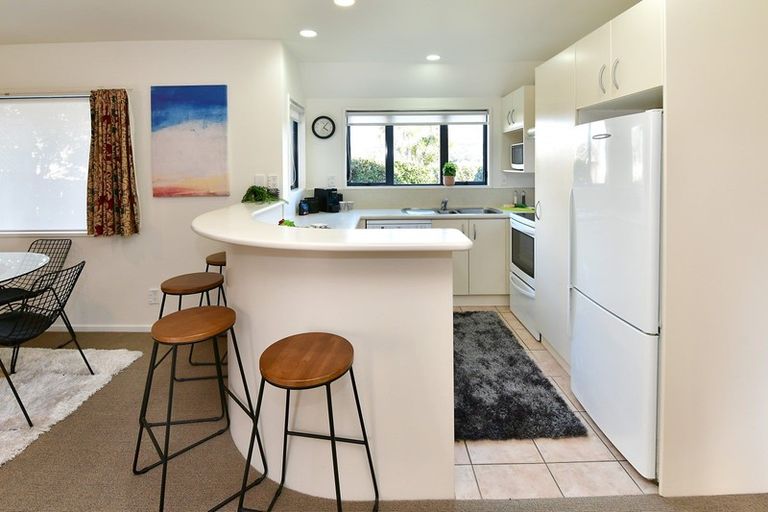 Photo of property in 13a Joydon Place, Stanmore Bay, Whangaparaoa, 0932