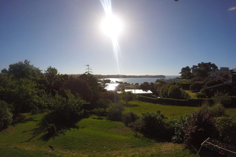Photo of property in 12 Tindalls Bay Road, Tindalls Beach, Whangaparaoa, 0930