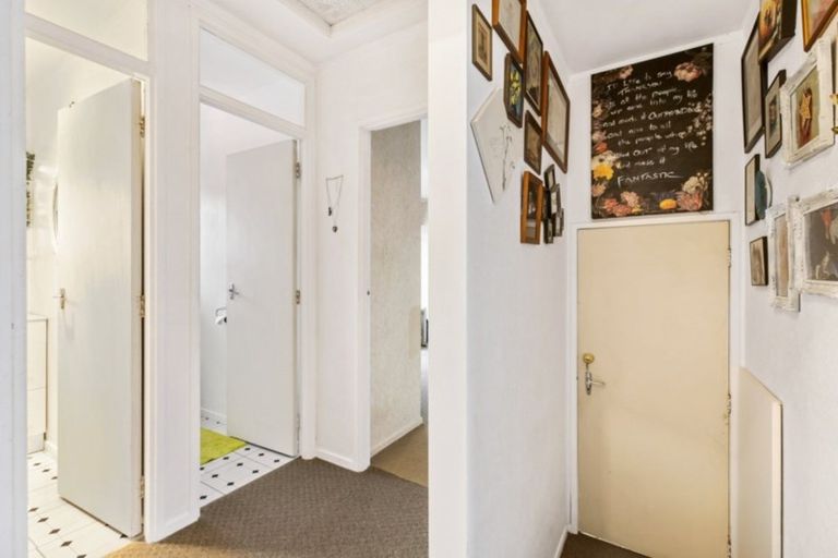 Photo of property in 2/7 Don Street, Papakura, 2110