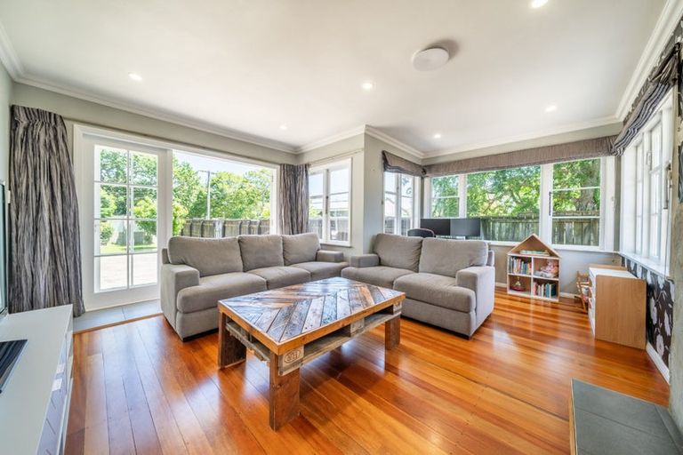 Photo of property in 63 Ward Street, Wallaceville, Upper Hutt, 5018