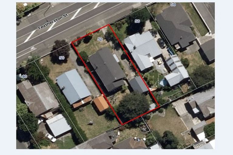 Photo of property in 52 Featherston Street, Takaro, Palmerston North, 4412