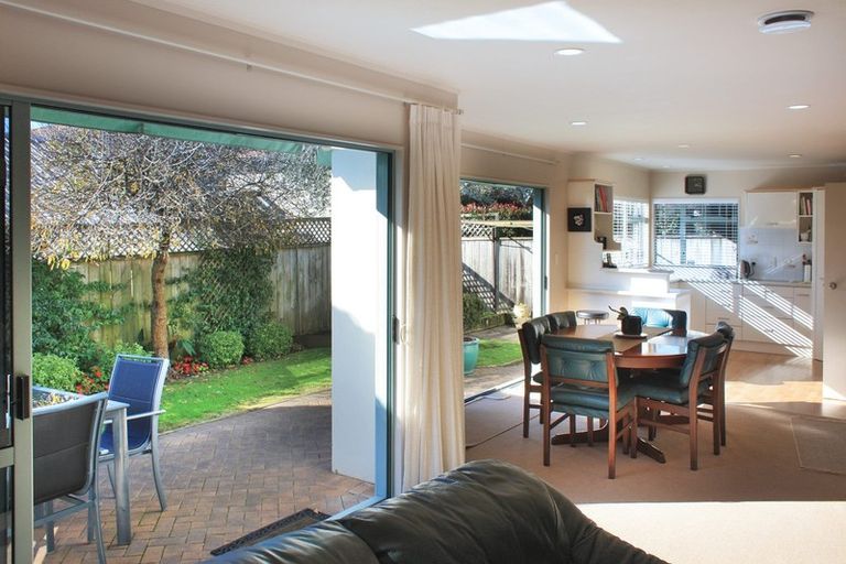 Photo of property in 2/232 Kepa Road, Mission Bay, Auckland, 1071