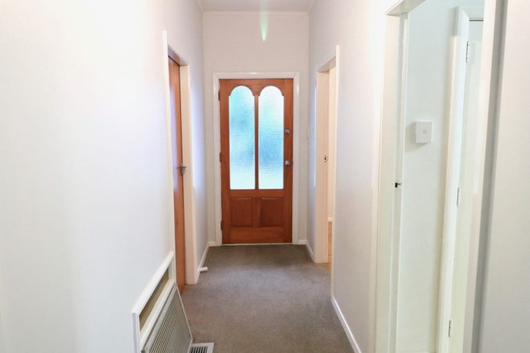 Photo of property in 10 Naenae Road, Naenae, Lower Hutt, 5011