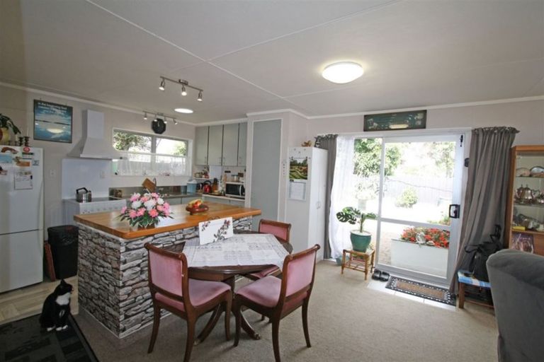 Photo of property in 3 Tawake Place, Waitara, 4320