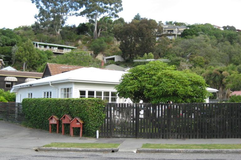 Photo of property in 39 Augusta Street, Redcliffs, Christchurch, 8081