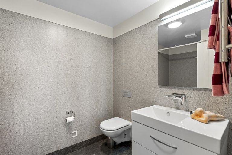 Photo of property in 123 Glenstrae Road, Redcliffs, Christchurch, 8081