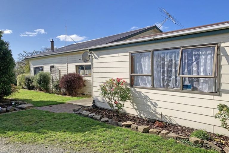 Photo of property in 5 Stuart Street, Owaka, 9535