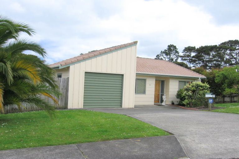 Photo of property in 24 Meynell Court, Glen Eden, Auckland, 0602