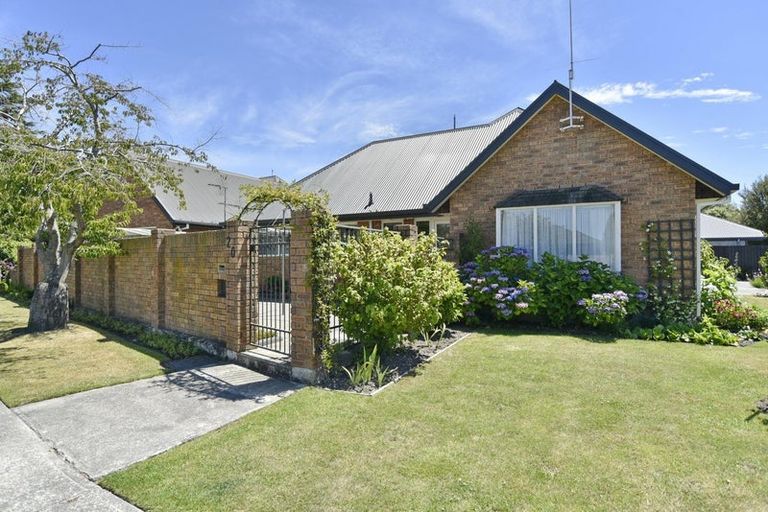 Photo of property in 20-22 Kingsbury Avenue, Rangiora, 7400