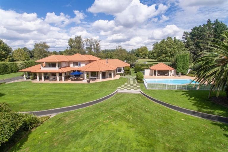 Photo of property in 2/105 Peake Road, Cambridge, 3493