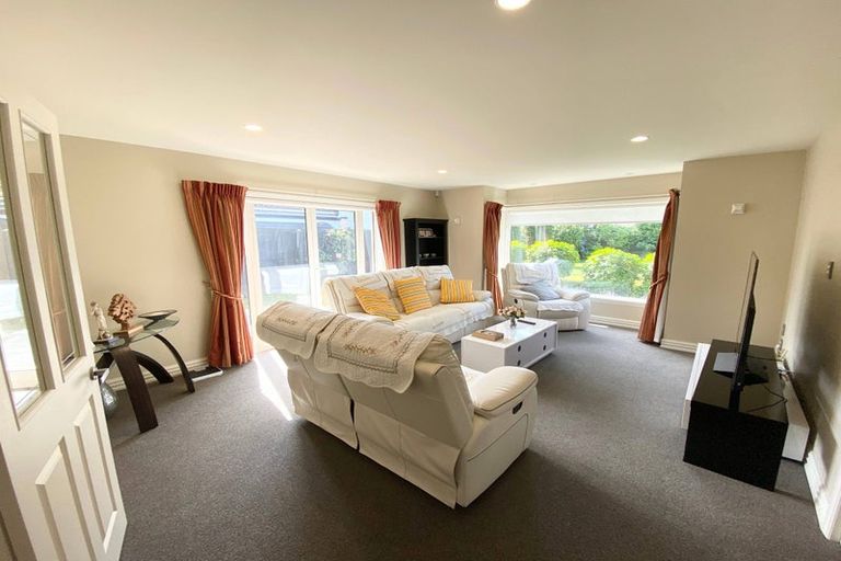 Photo of property in 25 Jane Deans Close, Riccarton, Christchurch, 8011