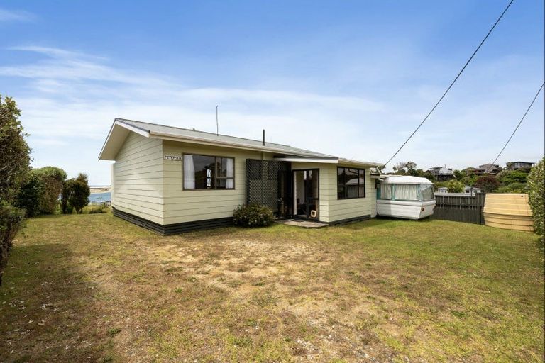 Photo of property in 4 Wintle Street, Mangawhai Heads, Mangawhai, 0505