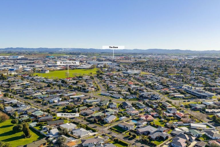 Photo of property in 28 Mears Road, St Andrews, Hamilton, 3200