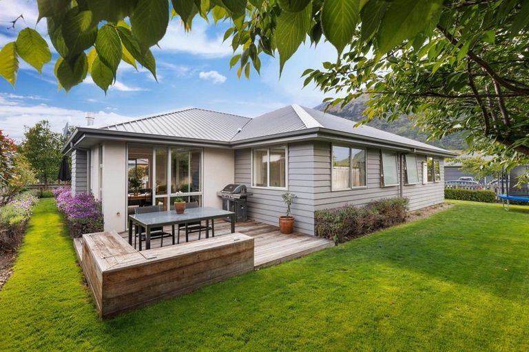Photo of property in 37 Cheltenham Road, Lower Shotover, Queenstown, 9304