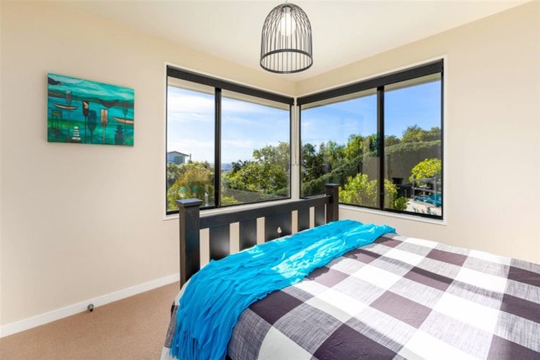 Photo of property in 9a Janice Place, Mount Pleasant, Christchurch, 8081