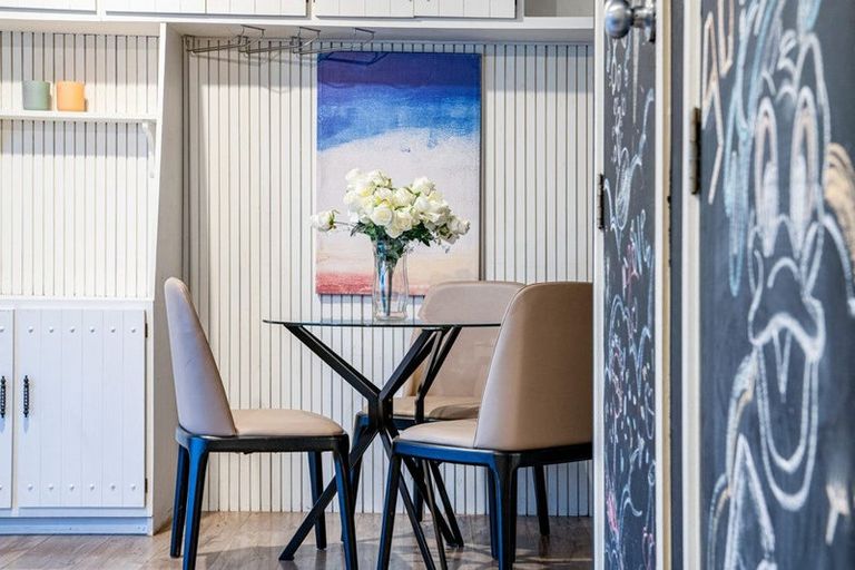 Photo of property in 2/7 Dakota Avenue, Beach Haven, Auckland, 0626