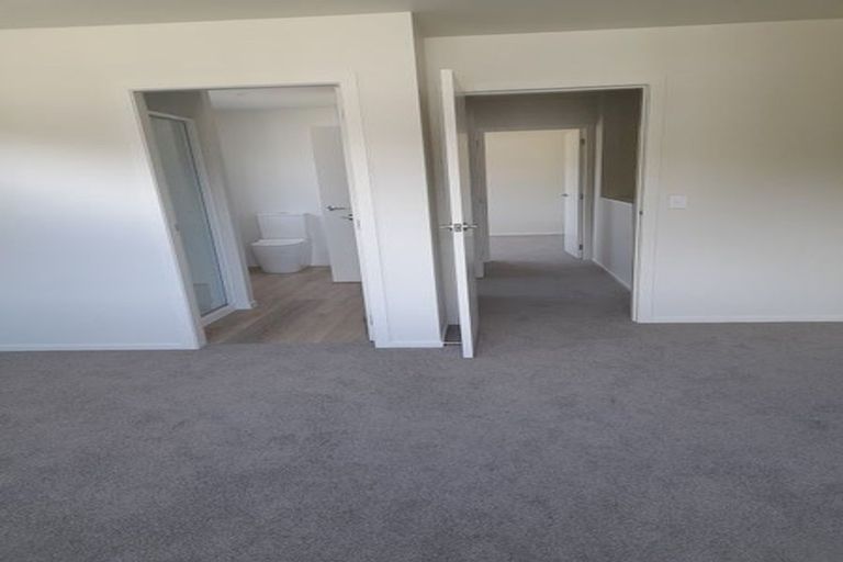 Photo of property in 1/33 Sladden Street, Naenae, Lower Hutt, 5011