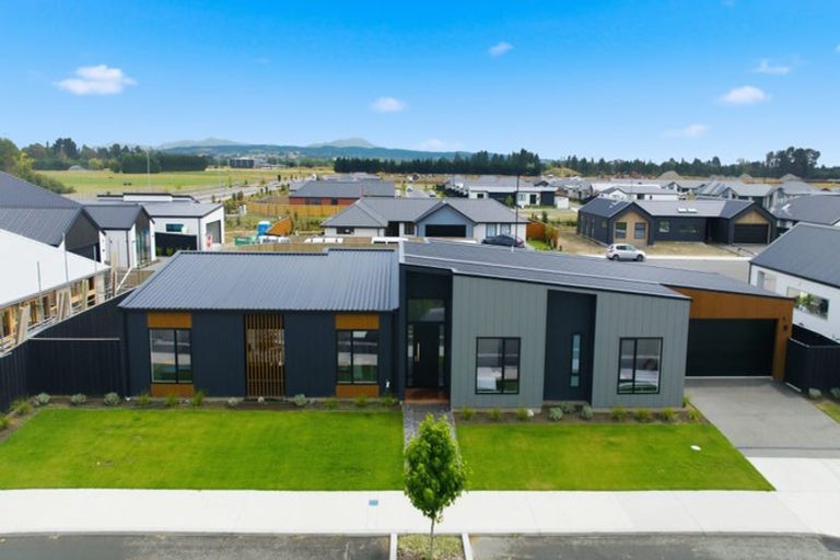 Photo of property in 12 Steggall Road, Rangiora, 7400