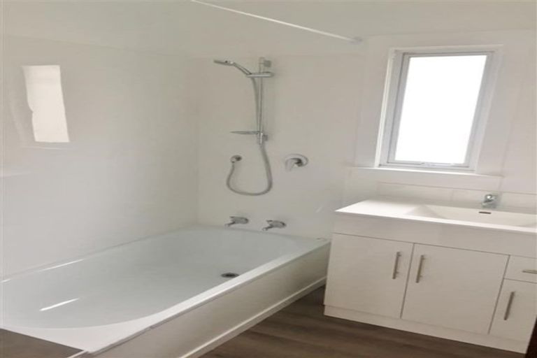 Photo of property in 102 Koromiko Road, Gonville, Whanganui, 4501