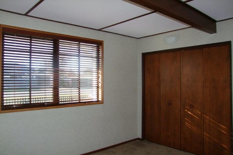 Photo of property in 1 Duthie Street, Milton, 9220