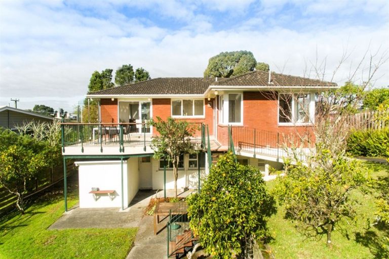 Photo of property in 113 Tiroroa Avenue, Te Atatu South, Auckland, 0610