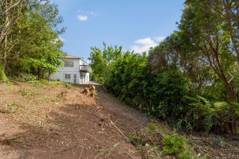 Photo of property in 88 Matipo Road, Mairangi Bay, Auckland, 0630