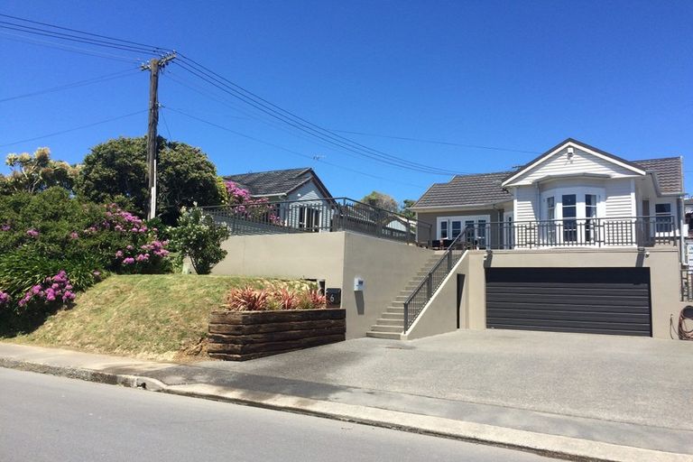 Photo of property in 6 Hindmarsh Street, Johnsonville, Wellington, 6037