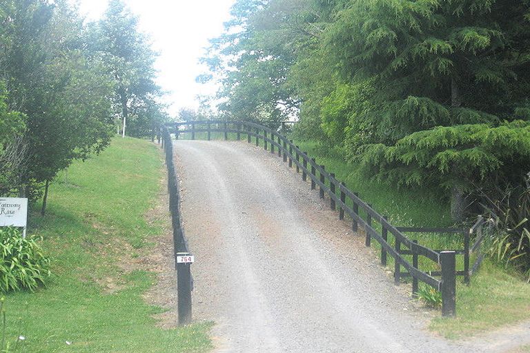 Photo of property in 764 No 2 Road, Te Ranga, Te Puke, 3182