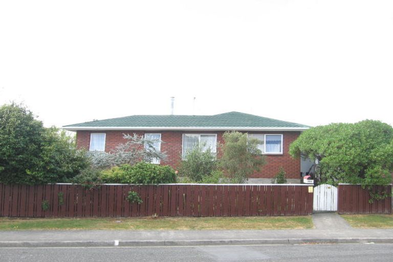 Photo of property in 1/20 Roband Crescent, Brown Owl, Upper Hutt, 5018