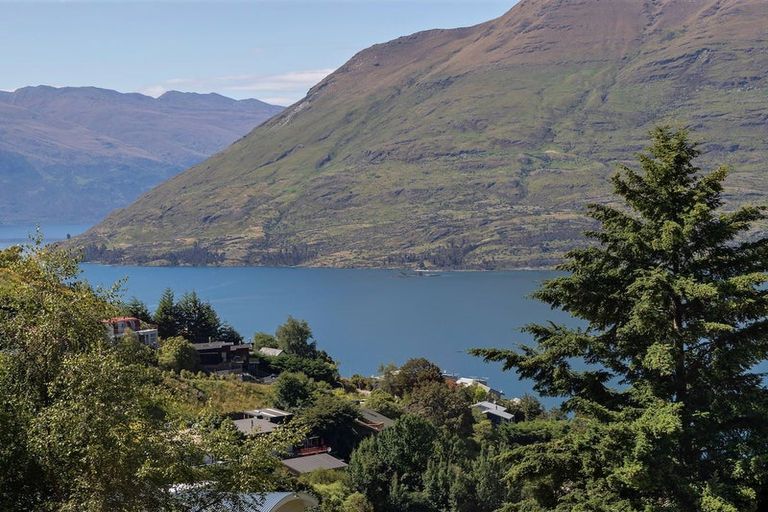 Photo of property in 41c Dart Place, Fernhill, Queenstown, 9300