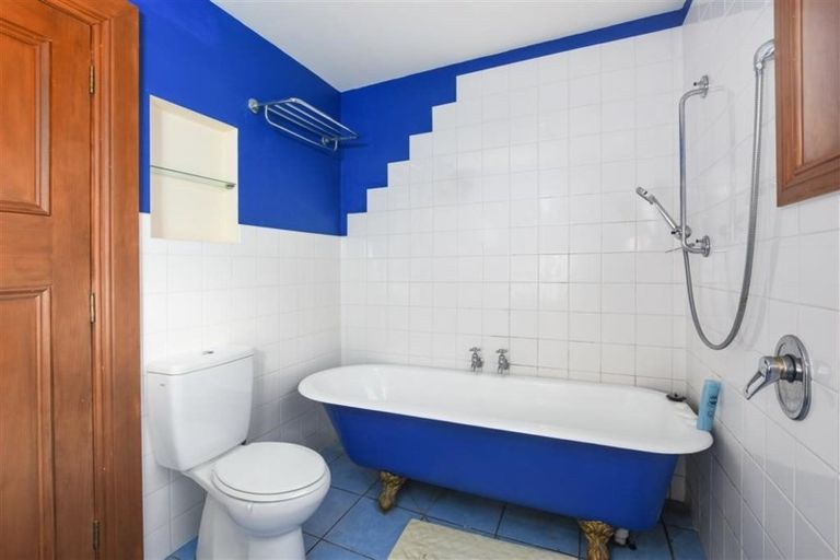 Photo of property in 28 Coughtrey Street, Saint Clair, Dunedin, 9012