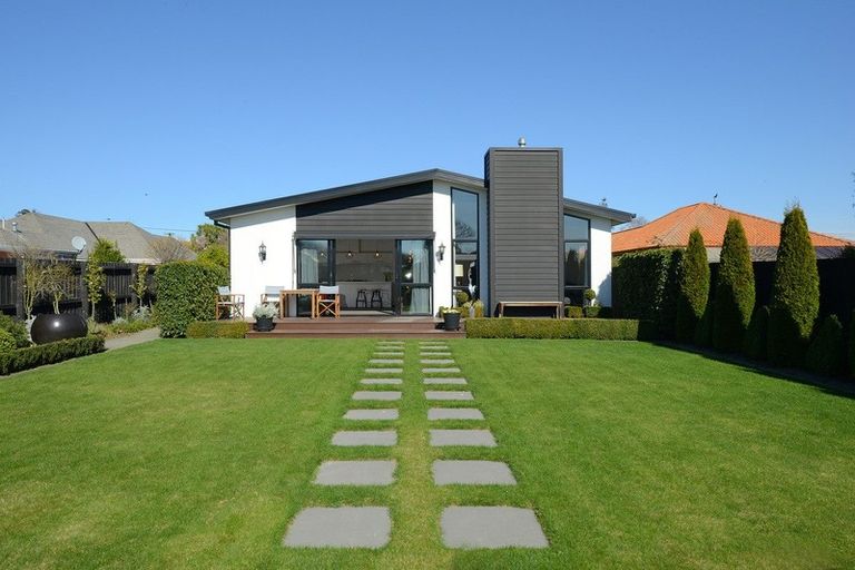 Photo of property in 26 Hamilton Avenue, Ilam, Christchurch, 8041