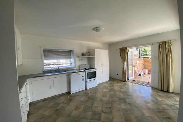 Photo of property in 330 Western Hills Drive, Avenues, Whangarei, 0110