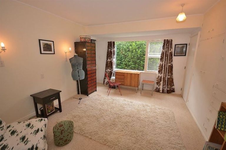 Photo of property in 211 Ngarara Road, Waikanae, 5391