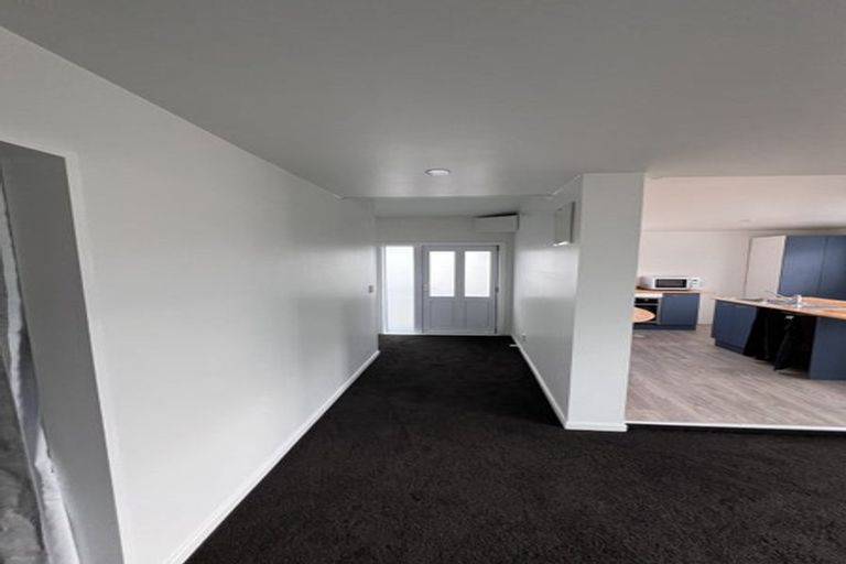 Photo of property in 6b Ahuriri Street, Strathmore Park, Wellington, 6022