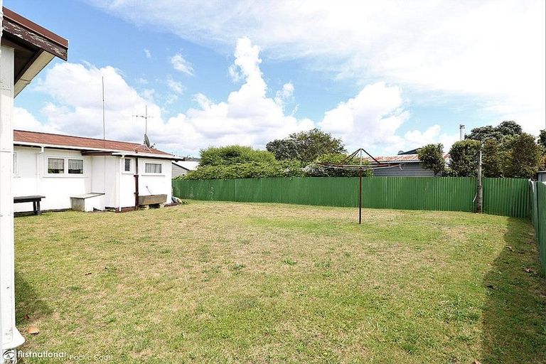 Photo of property in 224 Tui Road, Whangamata, 3620