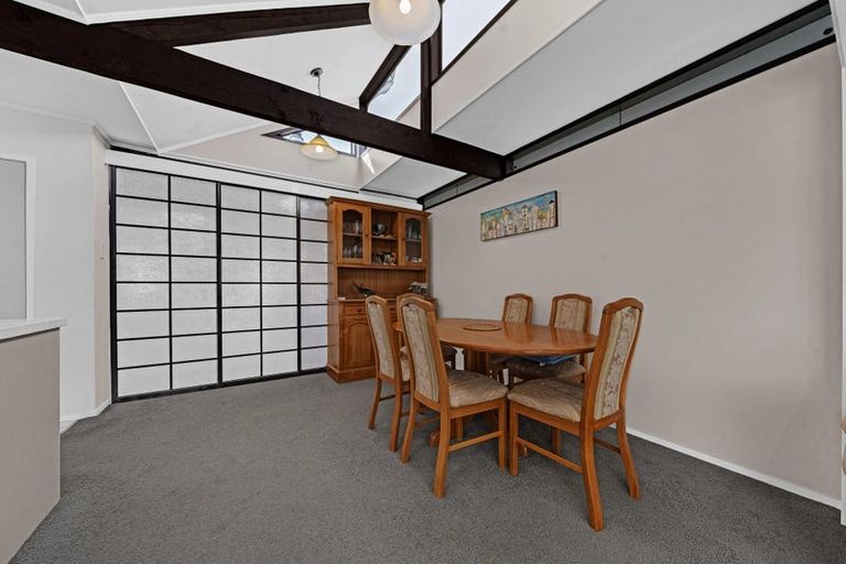 Photo of property in 49 Kurnell Drive, Botany Downs, Auckland, 2010