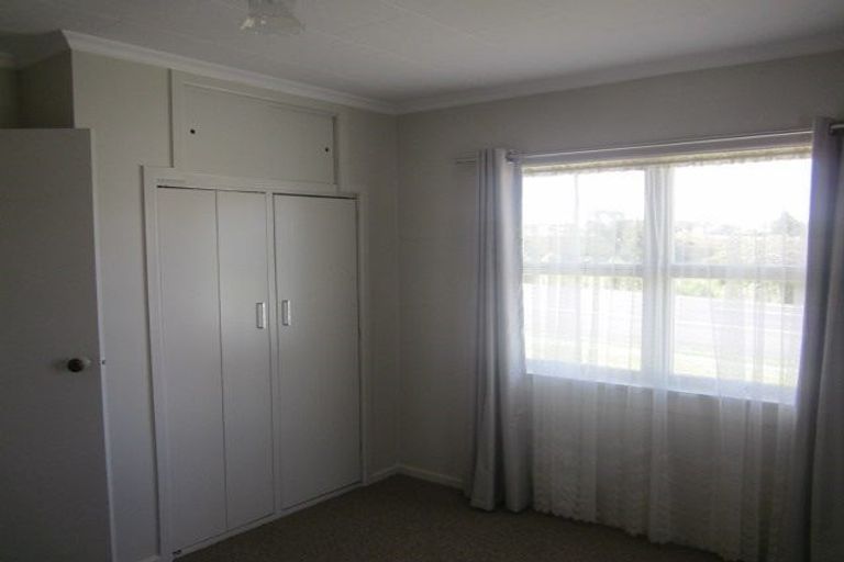 Photo of property in 238 Bridge Street, Eltham, 4322