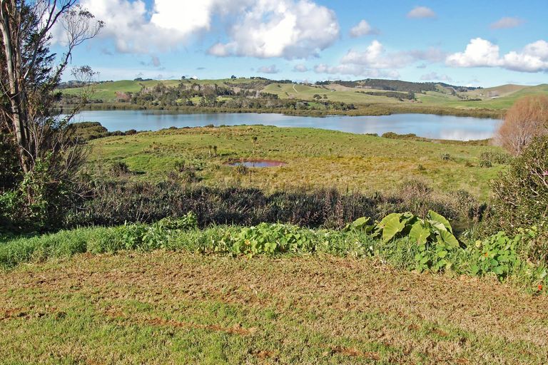 Photo of property in 364 Oneriri Road, Kaiwaka, 0573