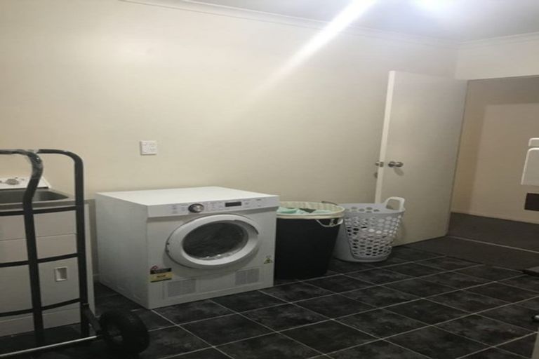 Photo of property in 14 Corsair Place, Melville, Hamilton, 3206