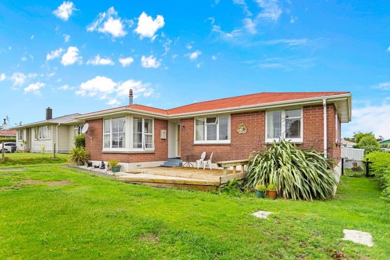 Photo of property in 19 Edward Street, Tokoroa, 3420