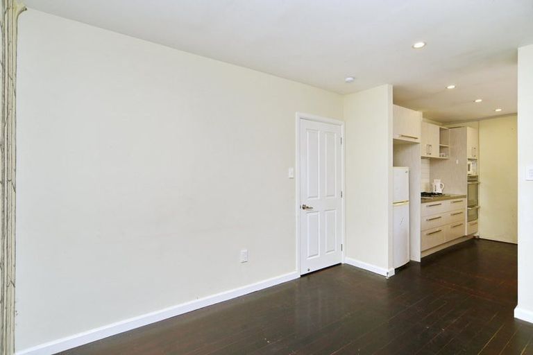 Photo of property in 27 Burwood Road, Burwood, Christchurch, 8083