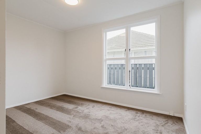 Photo of property in 60 Ellesmere Crescent, Highbury, Palmerston North, 4412