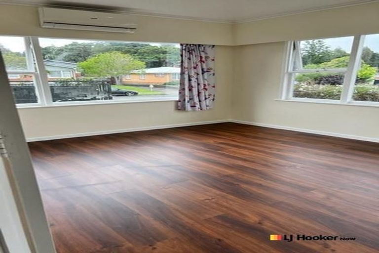 Photo of property in 90 Lawrence Crescent, Hillpark, Auckland, 2102