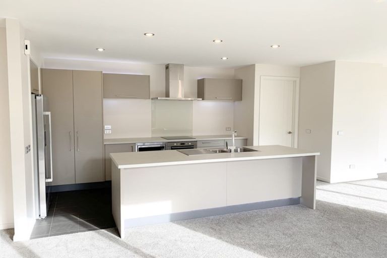 Photo of property in 3 Awarua Road, Pegasus, 7612