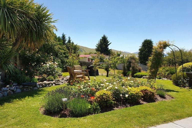 Photo of property in 45 Murray Place, Lake Tekapo, 7999