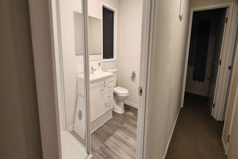 Photo of property in 23 Hindmarsh Street, Henderson, Auckland, 0612