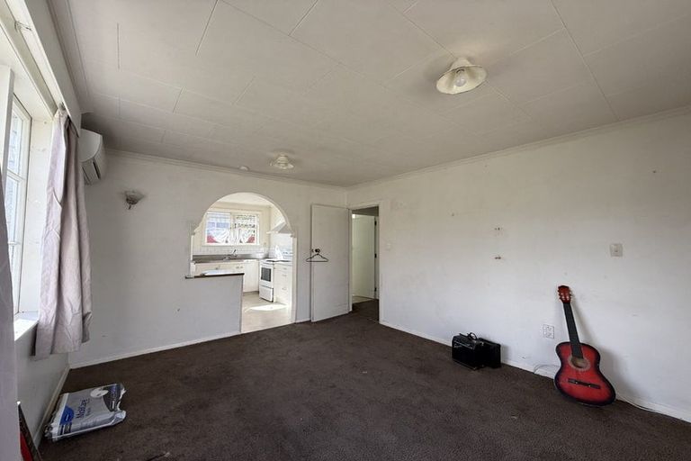 Photo of property in 63b Oregon Drive, Maoribank, Upper Hutt, 5018
